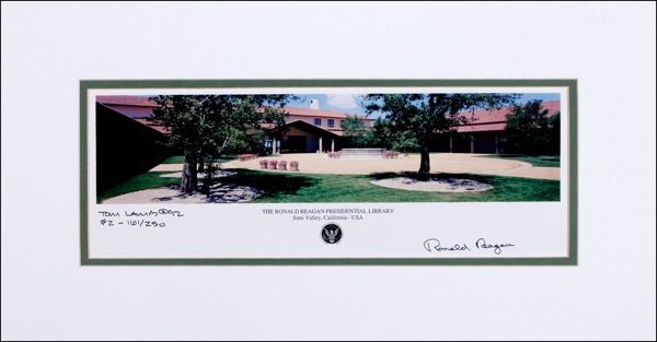 Lot 118 Ronald Reagan Signed Photograph