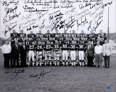 Lot #1181 Cleveland Browns Group Lot - Image 1