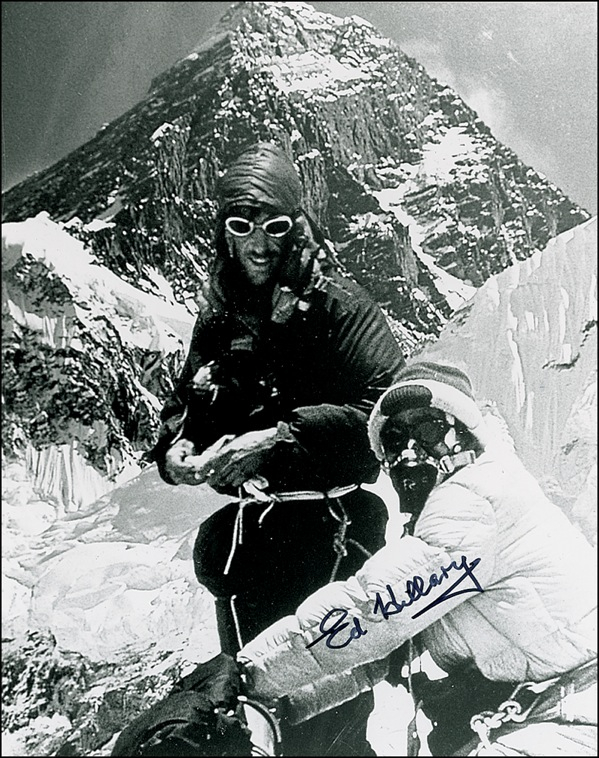 Lot 194 Edmund Hillary Signed Photograph