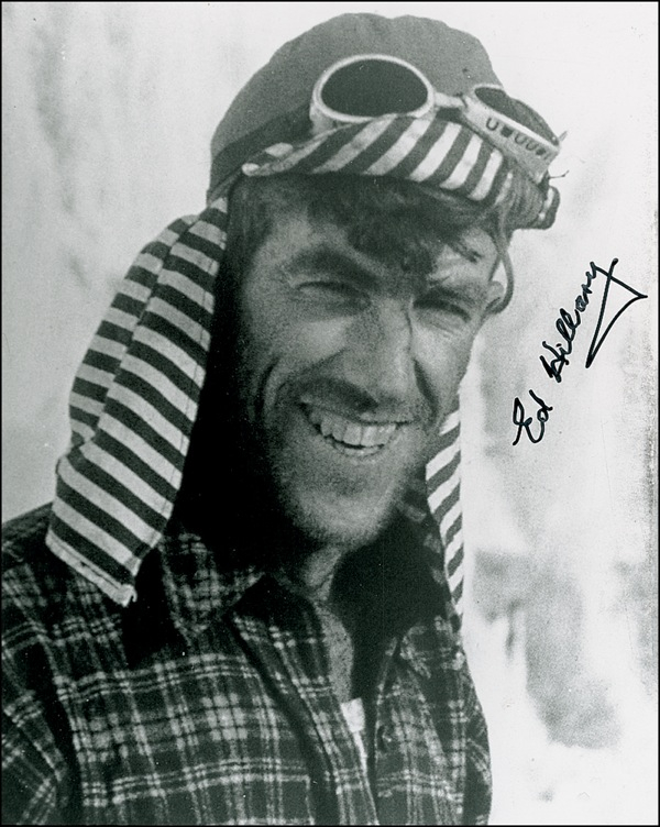 Lot 195 Edmund Hillary Signed Photograph