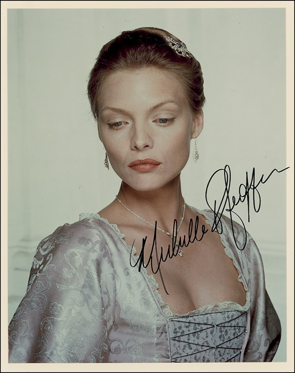 Lot 1014 Michelle Pfeiffer Signed Photograph