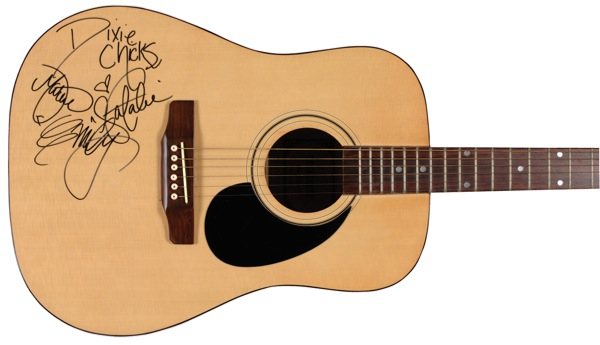 Lot 550 Dixie Chicks Guitar