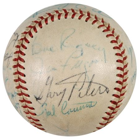 Lot #1202 Baseball: 1967 All Stars: ‘67 All Stars including Mantle, and Tony C. - Image 5