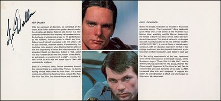 Lot #661 2001: A Space Odyssey Booklet - Image 3