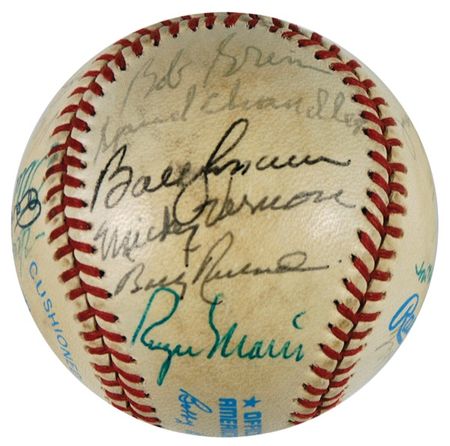 Lot #1446 Roger Maris and the NY Yankees Baseball - Image 2