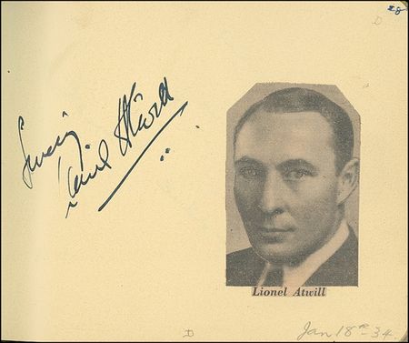 Lot #700 Autograph Album Autograph Album - Image 3