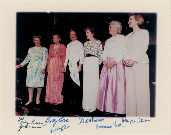 Lot 39 First Ladies Signed Photograph