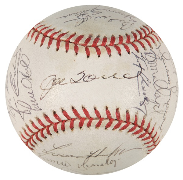 Lot 1465 NY Yankees Baseball