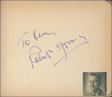 Lot #909 Autograph Albums: SIGNERS OF THE SILVER SCREEN: Instant collection of more than 1,100 Hollywood signatures from ABEL to ZORINA, including Oscar winners, legends, and Golden Age favorites - Image 4