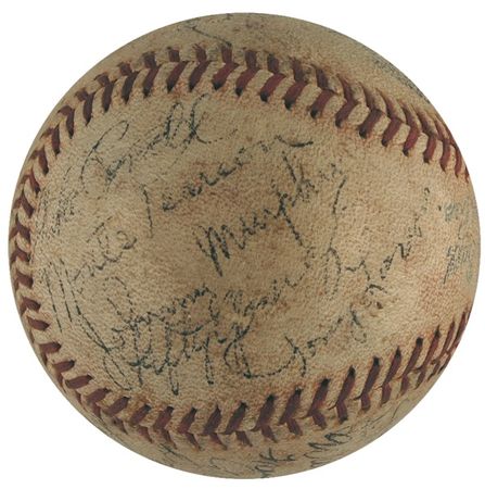 Lot #1358 NY Yankees: 1936 World Champion Yankees team ball, including Gehrig, DiMaggio, and Lazzeri - Image 4