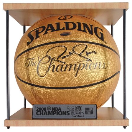 Lot #1500 Paul Pierce Basketball - Image 1