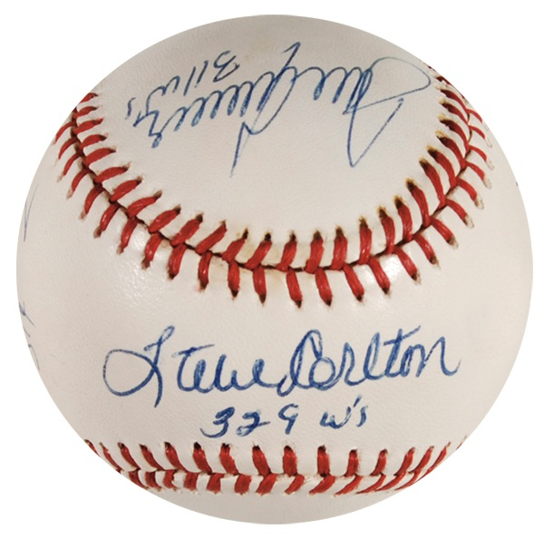 Lot 1360 Baseball Hall of Famers: 300 Win Club