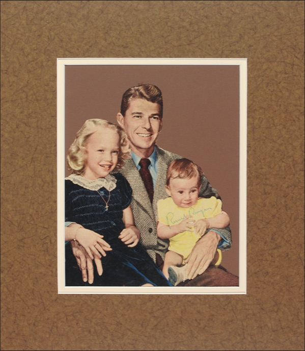 Lot 184 Ronald Reagan Signed Photograph