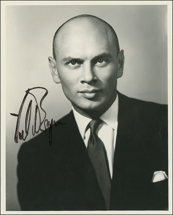 Lot 996 Yul Brynner Signed Photograph