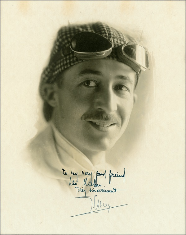 Lot 572 Wiley Post Signed Photograph