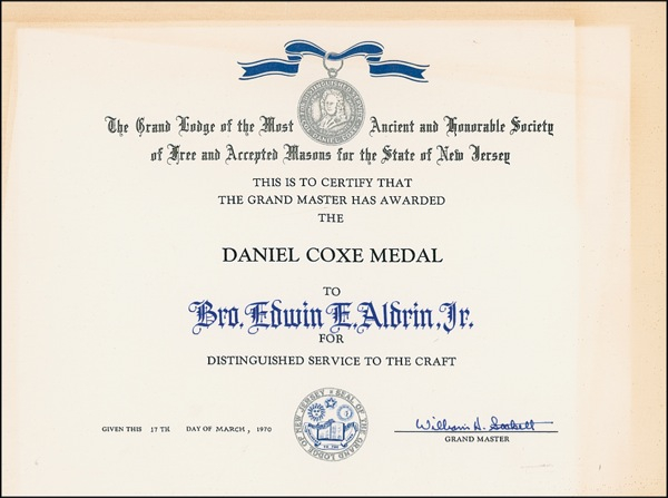 Lot 527 Buzz Aldrin Certificate and Letter