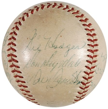 Lot #1394 Brooklyn Dodgers: ‘56 Dodgers team ball including Robinson, Campanella, Drysdayle, and Hodges - Image 1