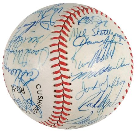 Lot #1602 NY Mets Baseball - Image 2
