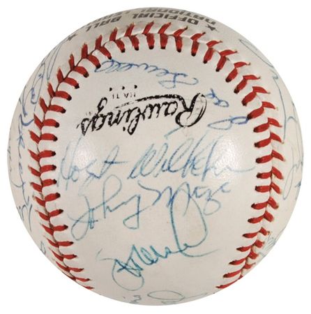 Lot #1365 Baseball: Hall of Famers Baseball - Image 2