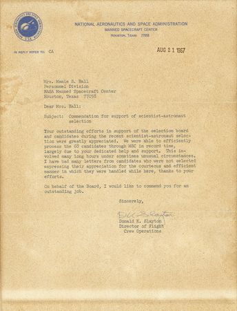 Lot #497 Apollo 11: MEN ON THE MOON: Signed photo of the APOLLO 11 crew with provenance from a NASA stenographer - Image 2