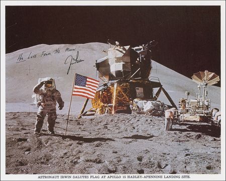 Lot #527 Moonwalkers: GIANT STEPS: Complete set of signed photos from all 12 MOONWALKERS - Image 11