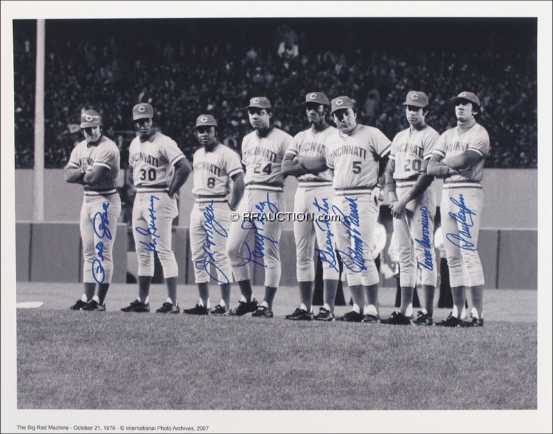 Lot 1366 Cincinnati Reds: Cincinnati Reds