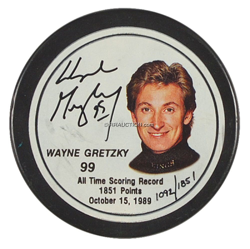 Lot 1416 Wayne Gretzky: Wayne Gretzky