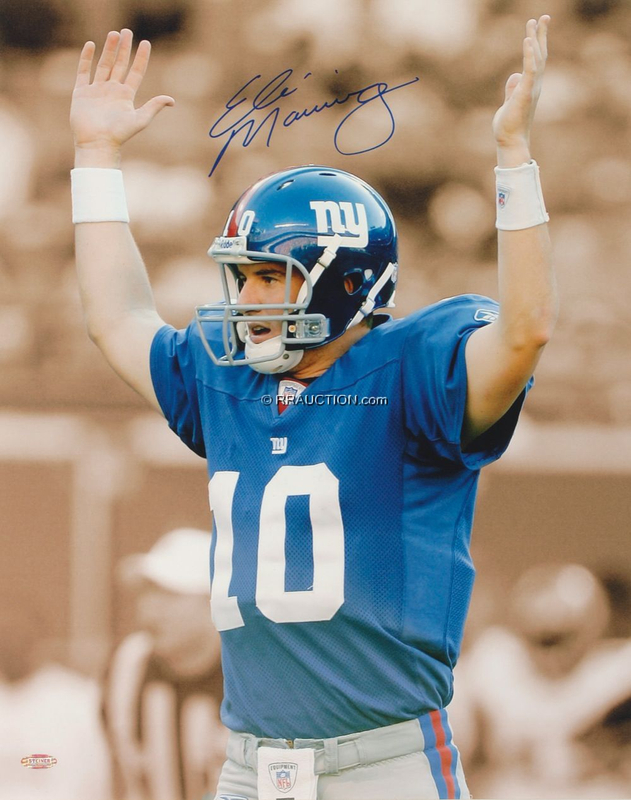 Lot 1473 Eli Manning: Eli Manning