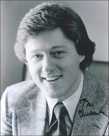 Lot #32 Bill Clinton: Bill Clinton