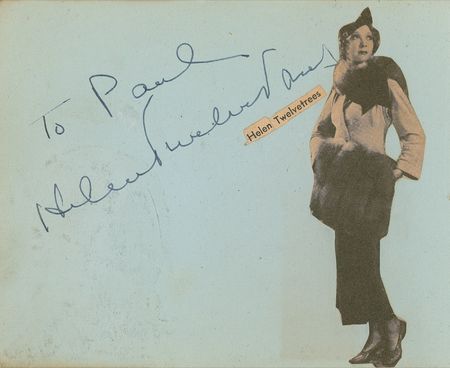 Lot #666 Autograph Books: GOLDEN AGE OF HOLLYWOOD: Collection of 600 vintage signatures, including Oscar winners, legends, and cast members from The Wizard of Oz and Gone with the Wind - Image 1