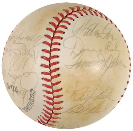 Lot #1072 Los Angeles Dodgers Baseball - Image 1