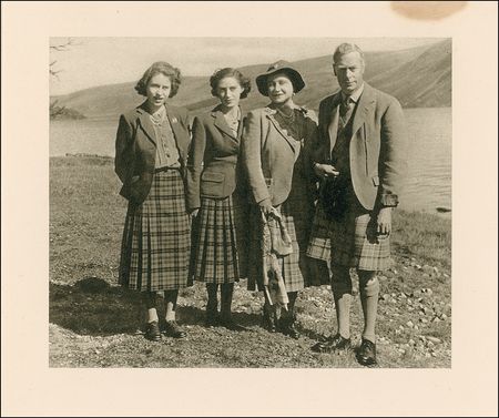 Lot #209 George VI and Elizabeth Christmas Card - Image 1