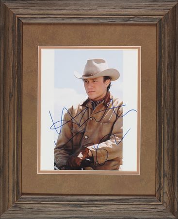 Lot #1101 Heath Ledger Signed Photograph - Image 2