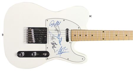 Lot #711 Guns N? Roses Guitar - Image 1