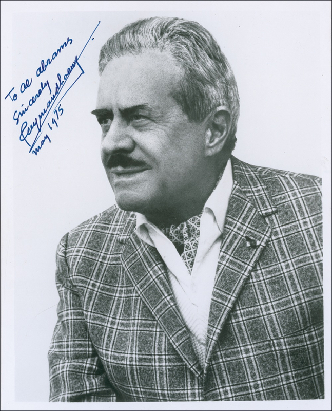 Lot 538 Raymond Loewy Signed Photograph