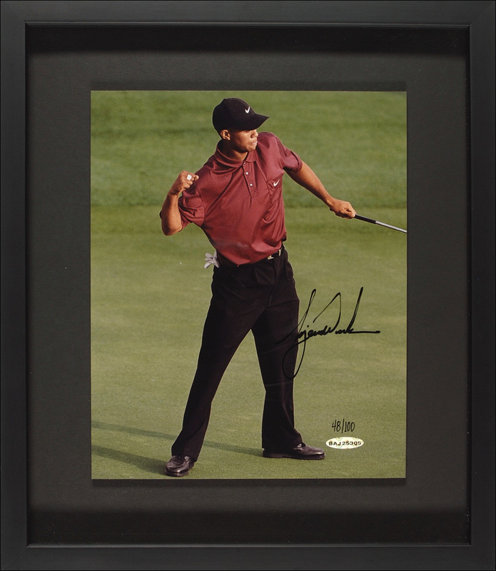 Lot 1595 Tiger Woods Signed Photograph