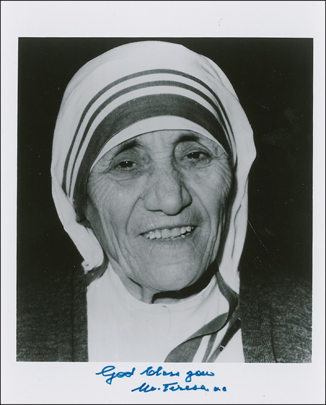 Lot 284 Mother Teresa Signed Photograph