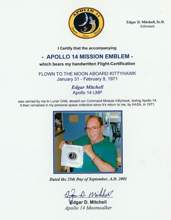 Lot #409 Apollo 14: Flown mission emblem signed by Mitchell - Image 2