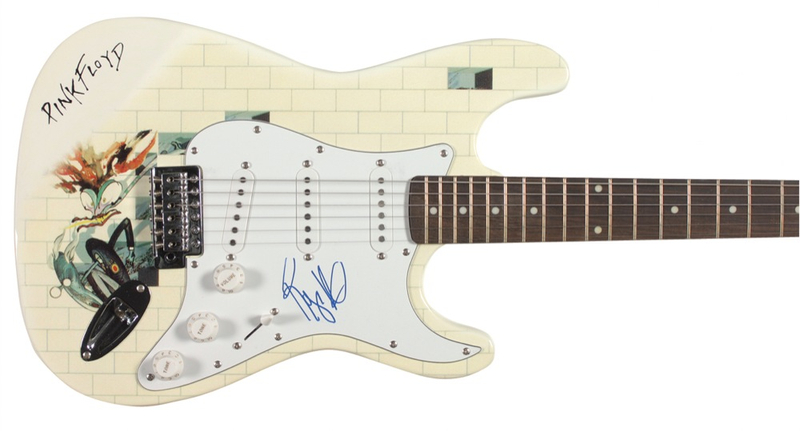 Lot 727 Pink Floyd: Roger Waters Guitar