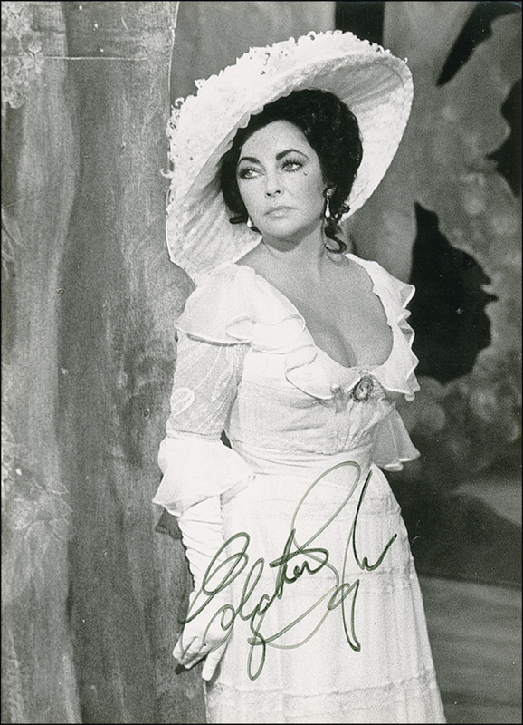 Lot 1105 Elizabeth Taylor Signed Photograph