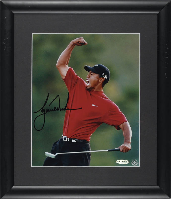 Lot 1462 Tiger Woods Signed Photograph