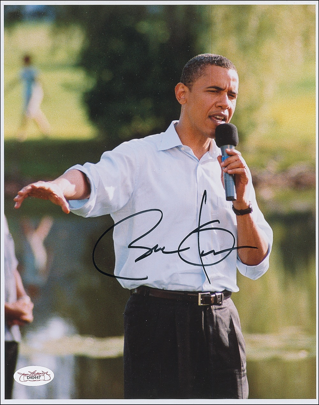 Lot 103 Barack Obama Signed Photograph