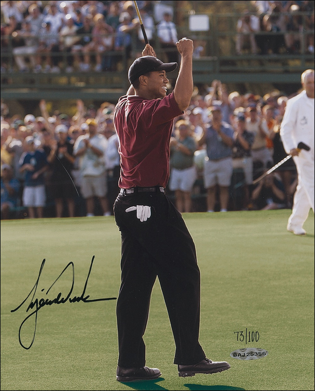 Lot 1464 Tiger Woods Signed Photograph