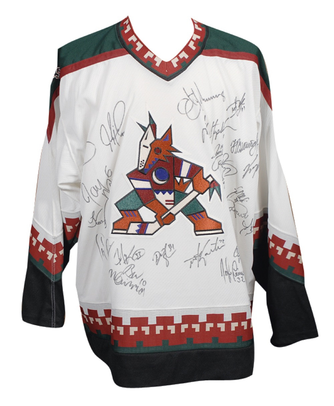 Lot 1378 Phoenix Coyotes Hockey Jersey