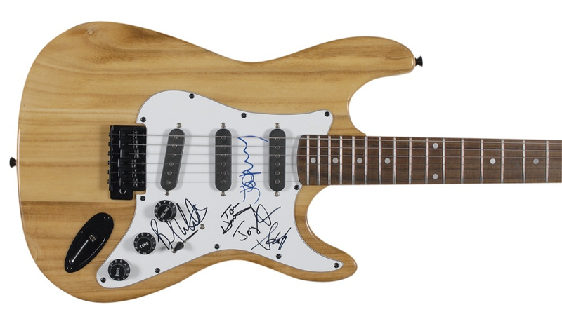 Lot 542 Aerosmith Guitar