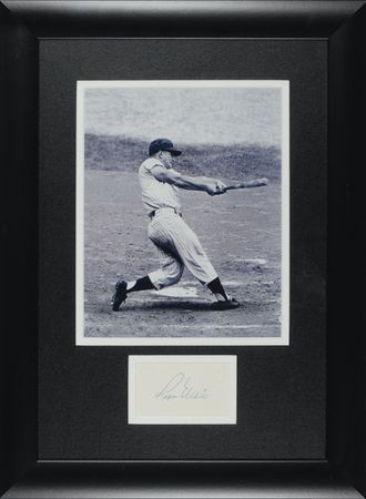 Lot #1335 Roger Maris Signature - Image 1