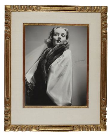 Lot #1006 Carole Lombard: Outstanding signed photo of the tragic Hollywood legend - Image 1
