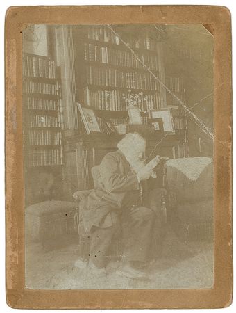 Lot #792 Johannes Brahms: Scarce signed photo of the German master - Image 2