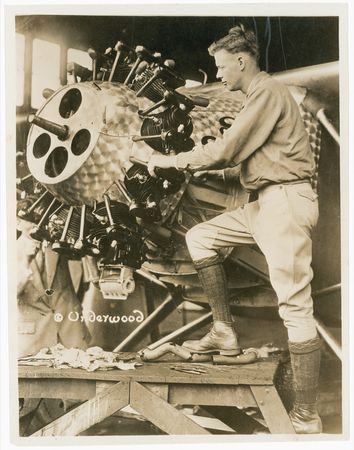 Lot #538 Charles Lindbergh Signature - Image 1