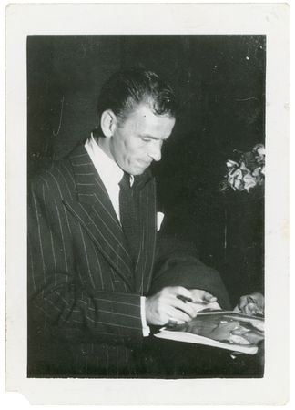 Lot #925 Frank Sinatra Signed Photograph - Image 3